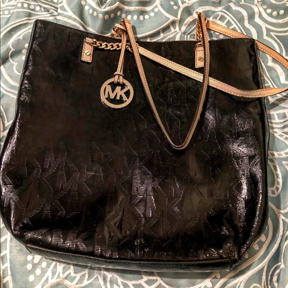 Michael kors purse